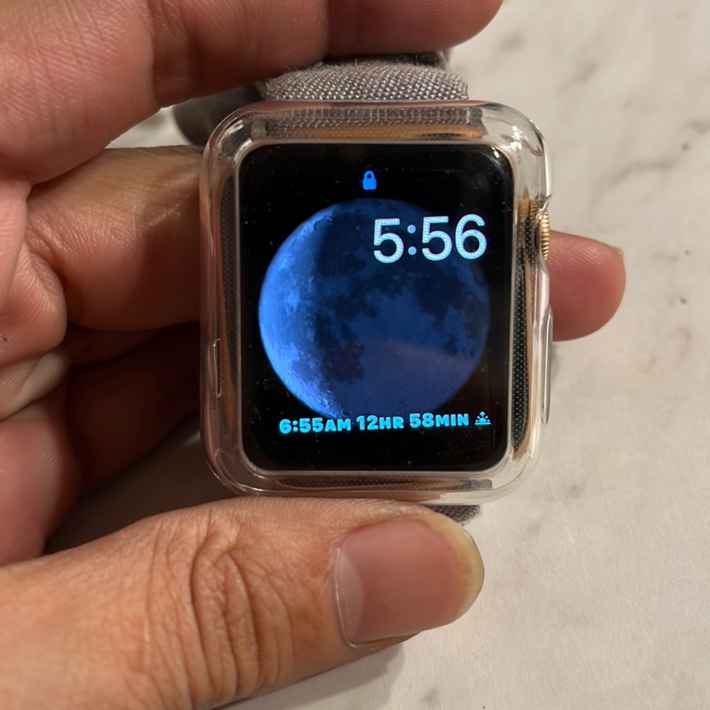 Apple Watch rose gold series 6.